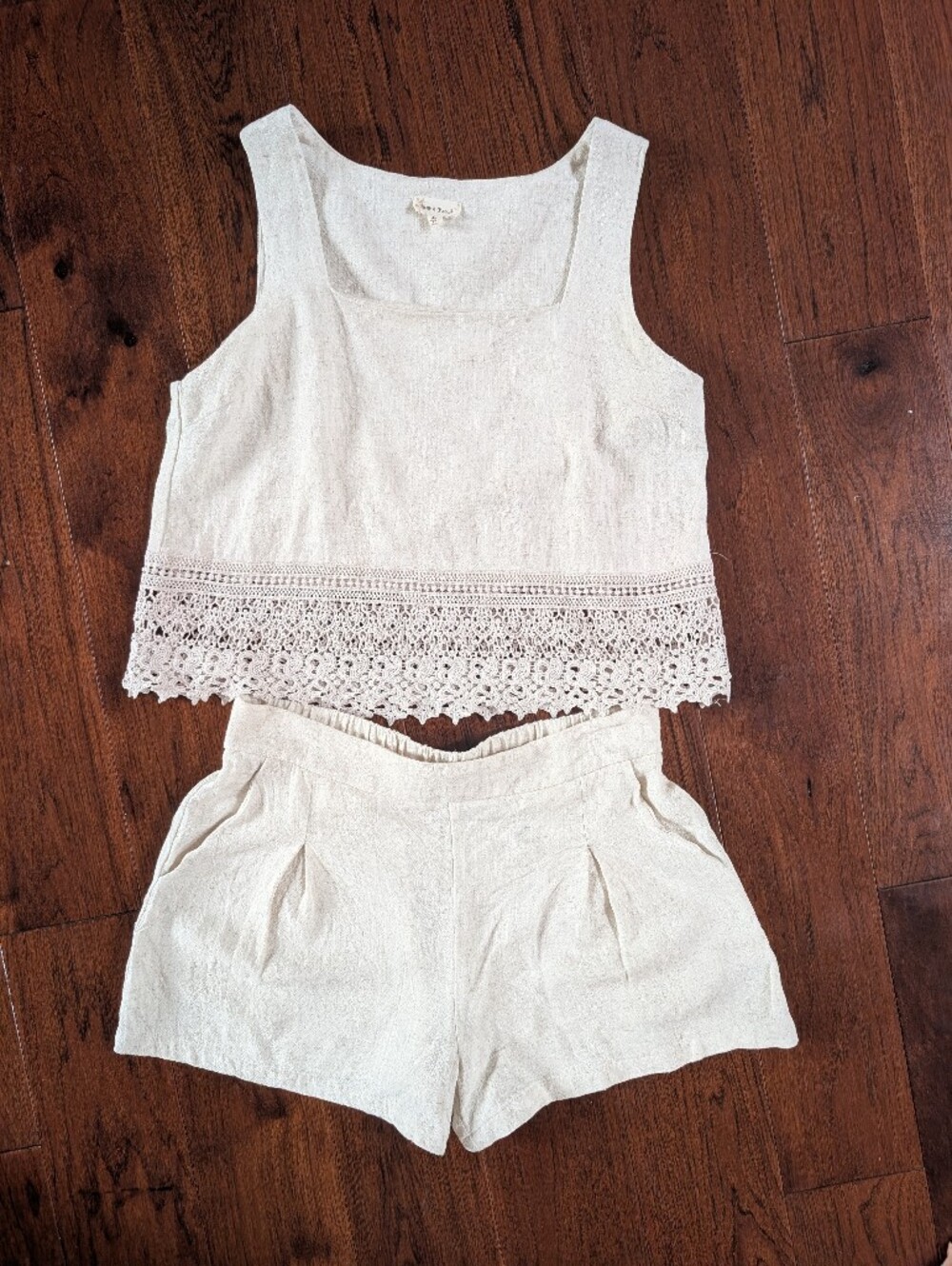 Hem & Thread Linen Set